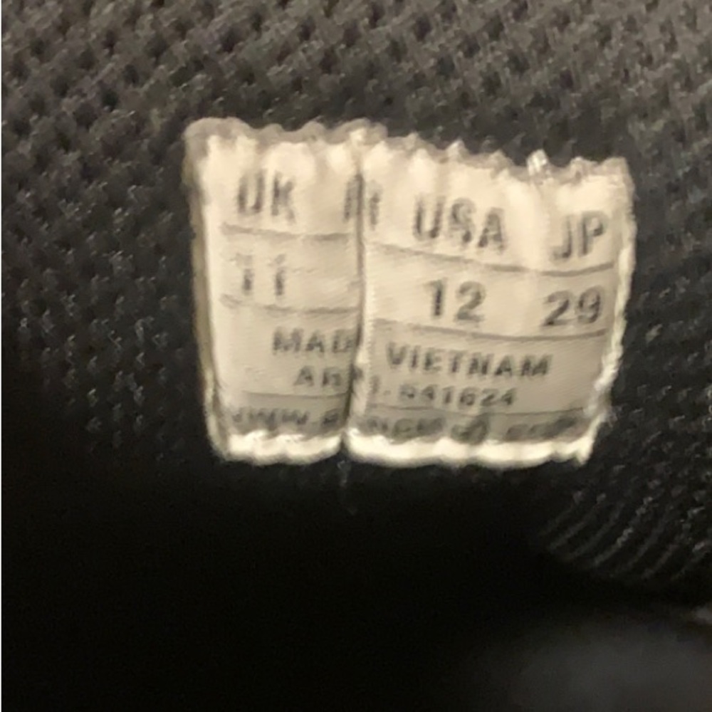 Balenciaga Men's Black Triple S (45) Tennis Shoes - Picture 3 of 3